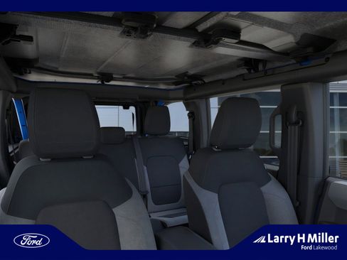 New 2025 Ford Bronco 4-Door image 12