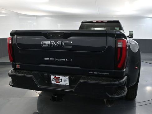Used 2024 GMC Sierra 3500 Denali Ultimate image 7