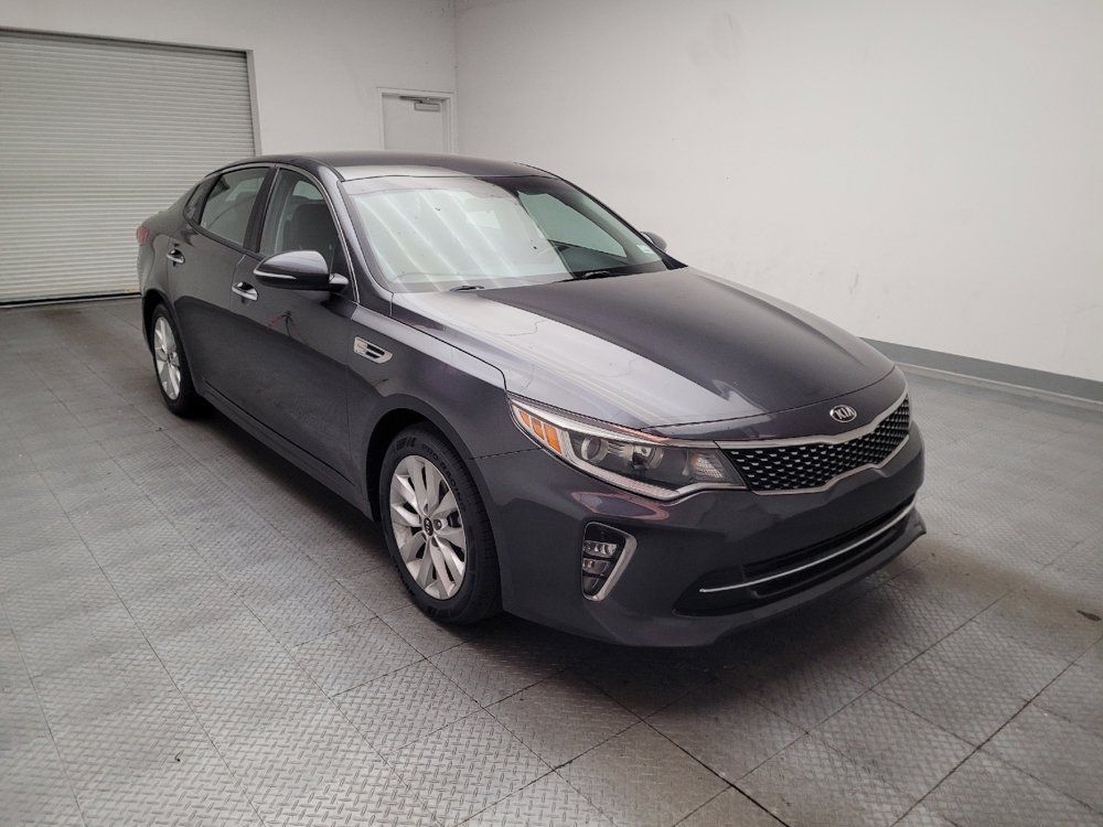 Used 2018 Kia Optima S FWD image 13