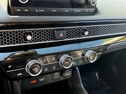 Used 2023 Honda Civic EX-L image 25