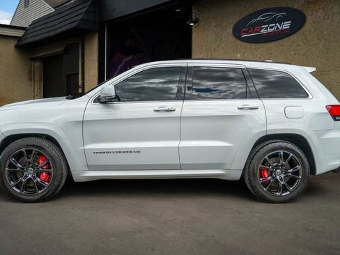 Used 2015 Jeep Grand Cherokee SRT AWD/4WD image 8
