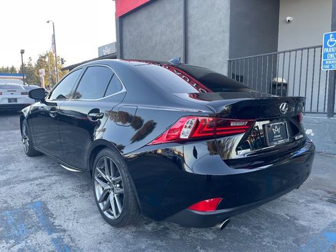 Used 2016 Lexus IS 200t image 7