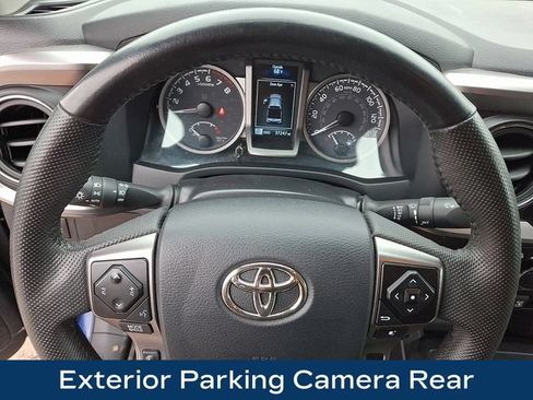 Used 2023 Toyota Tacoma SR5 AWD/4WD image 4