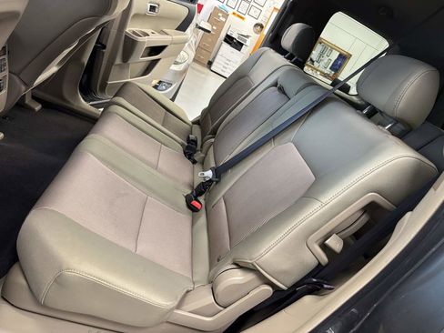 Used 2009 Honda Pilot EX image 22