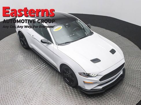Used 2021 Ford Mustang Premium w/ Black Accent Package RWD image 3