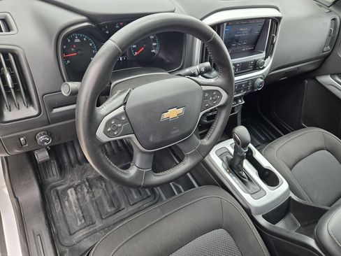 Used 2022 Chevrolet Colorado LT w/ Fleet Safety Package RWD image 26