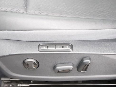 Used 2023 Volkswagen ID.4 Pro S image 16