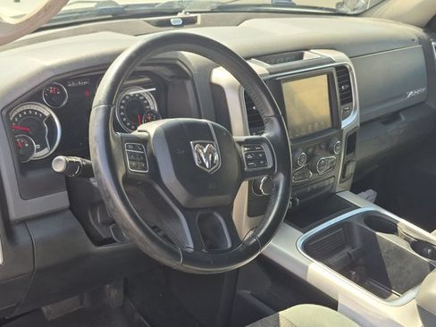 Used 2017 RAM 1500 Big Horn RWD image 9