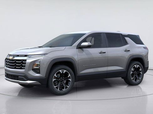 New 2026 Chevrolet Equinox LT w/ Convenience Package II FWD image 2