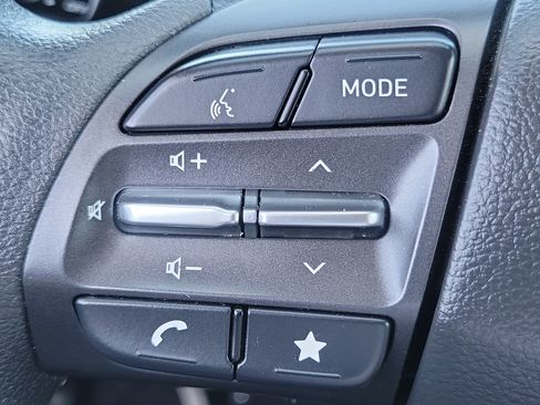Certified 2022 Hyundai Kona SE FWD image 8
