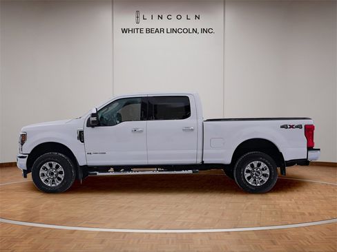 Used 2019 Ford F350 Lariat w/ Chrome Package image 8