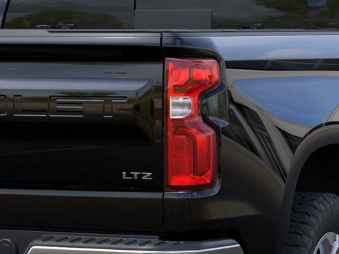New 2025 Chevrolet Silverado 1500 LTZ image 11