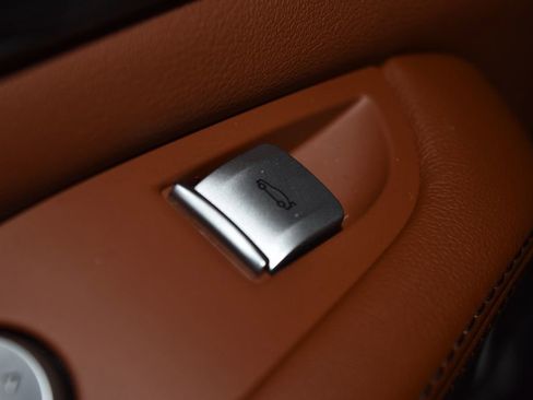 Used 2025 BMW X7 M60i AWD/4WD image 7