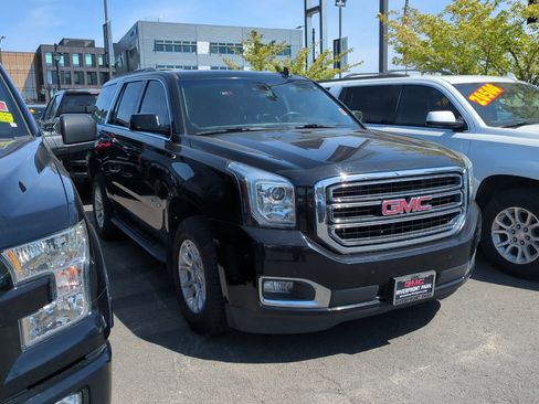 Used 2020 GMC Yukon SLT AWD/4WD image 2