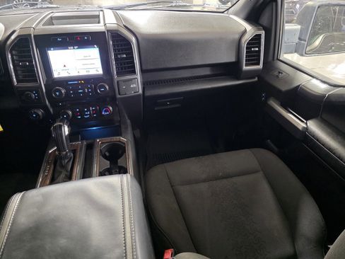 Used 2018 Ford F150 XLT image 13
