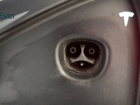 Used 2023 Tesla Model S image 25