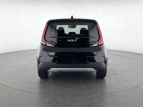 Used 2025 Kia Soul LX w/ LX Technology Package FWD image 7