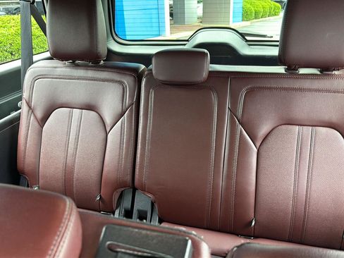 Used 2024 Ford Expedition Max Limited AWD/4WD image 13