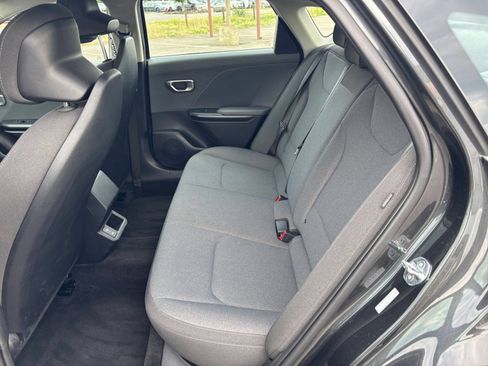 Used 2025 Kia K4 FWD image 24