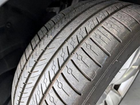 Used 2015 Audi A4 Premium Plus w/ Technology Package image 16