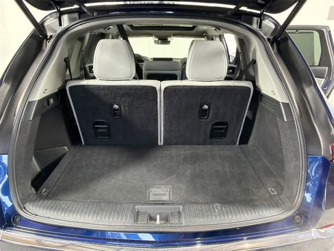 Used 2022 Acura MDX FWD w/ Technology Package image 19