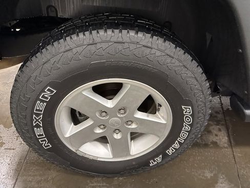 Used 2016 Jeep Wrangler Unlimited Sport w/ Quick Order Package 24S image 10