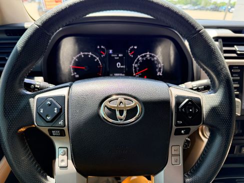 Used 2020 Toyota 4Runner SR5 Premium RWD image 13