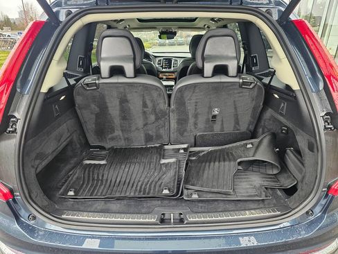 Used 2022 Volvo XC90 T8 Inscription Expression w/ Advanced Package image 14