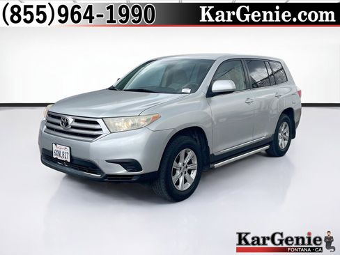 Used 2012 Toyota Highlander FWD image 1