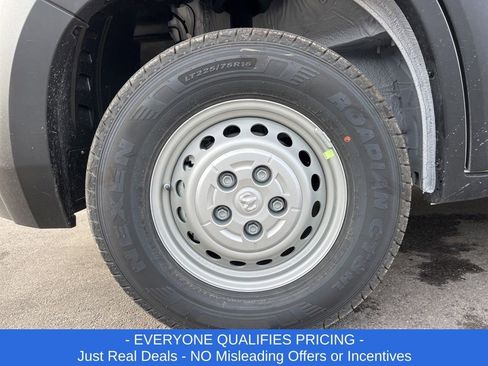 New 2026 RAM ProMaster 2500 w/ Convenience Group image 25