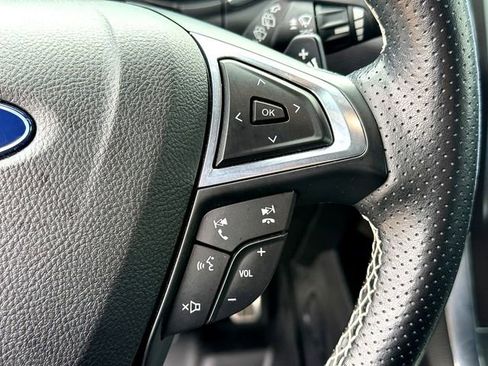 Certified 2021 Ford Edge ST image 12