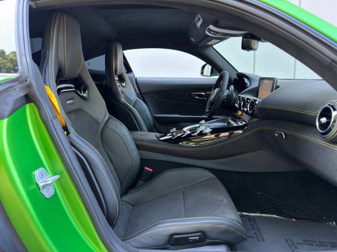 Used 2018 Mercedes-Benz AMG GT R image 16