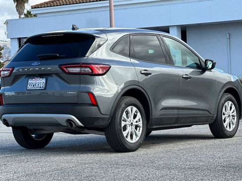 Used 2025 Ford Escape Active image 4