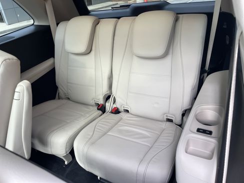 Certified 2024 Mercedes-Benz GLS 580 4MATIC image 43