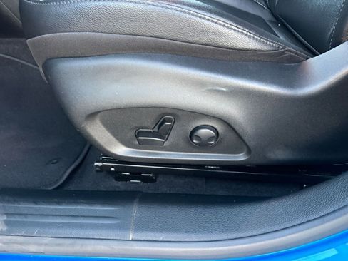 Used 2025 Jeep Compass Limited image 22