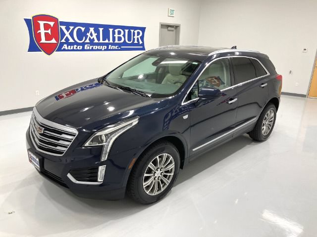 Used 2017 Cadillac XT5 Luxury w/ Driver Awareness Package FWD image 2