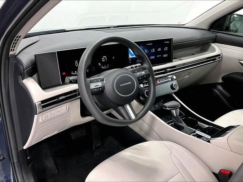 Used 2026 Hyundai Tucson SEL FWD image 16