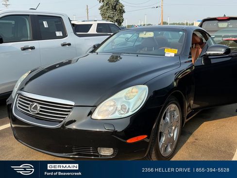 Used 2005 Lexus SC 430 Convertible RWD image 2