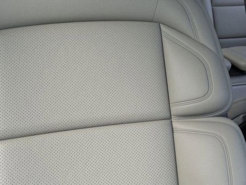 New 2026 Lincoln Navigator L Reserve w/ Jet Appearance Package AWD/4WD image 8