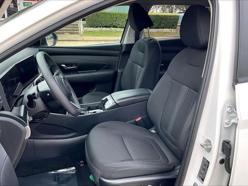 Certified 2025 Hyundai Tucson SEL image 7