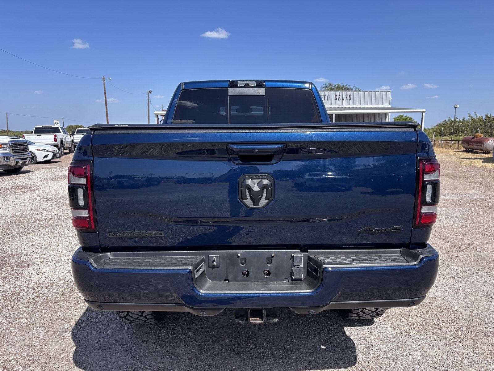 Used 2022 RAM 2500 Laramie w/ Night Edition AWD/4WD image 4