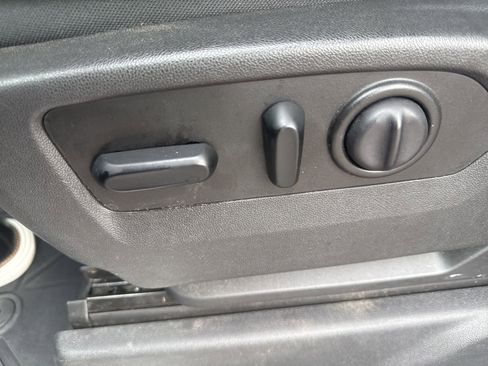 Used 2019 Chevrolet Silverado 1500 LT w/ All-Star Edition image 37