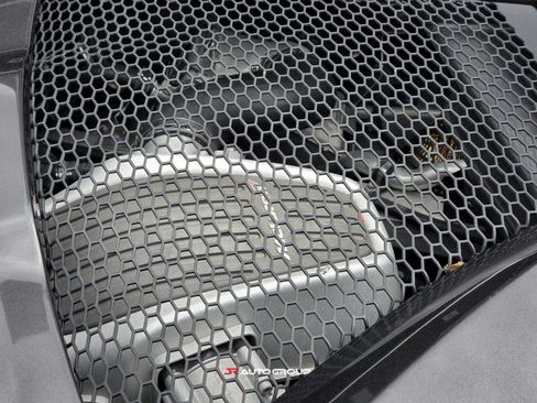 Used 2016 McLaren 570S Coupe RWD image 16