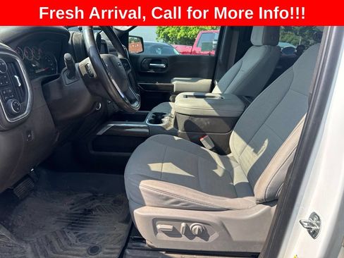 Used 2021 Chevrolet Silverado 1500 LT Trail Boss w/ LPO, Dark Essentials Package AWD/4WD image 11