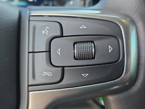 Used 2022 Chevrolet Silverado 1500 LT Trail Boss image 17