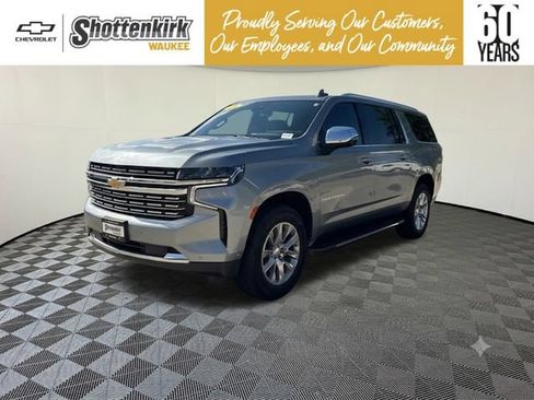 Used 2024 Chevrolet Suburban Premier w/ Advanced Technology Package AWD/4WD image 1
