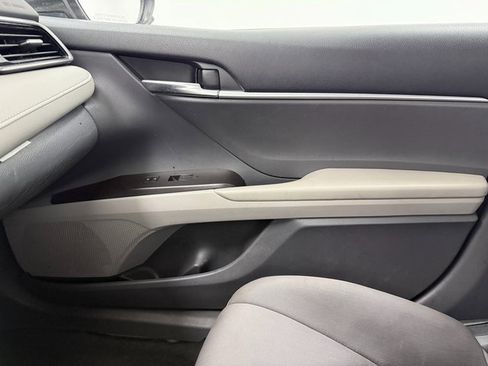 Used 2023 Toyota Camry LE image 23