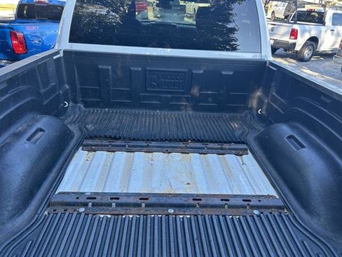 Used 2021 RAM 2500 Big Horn image 11