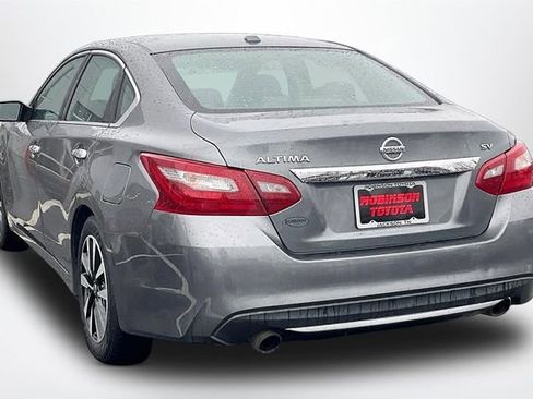 Used 2018 Nissan Altima 2.5 SV image 12