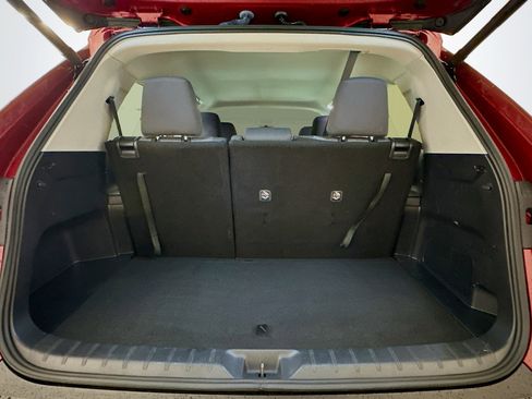 Used 2025 Toyota Grand Highlander AWD Hybrid image 31